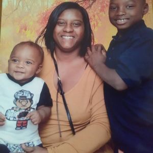 Meet your Posher, Tecora